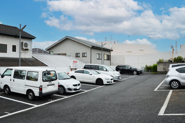クリニックモール内に専用駐車場完備